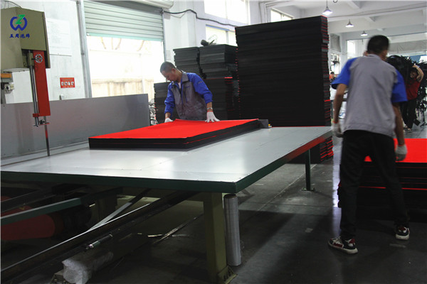 五周泡綿|異形海綿內襯定制 沖壓粘合排廢一條龍服務 五周泡綿|異形海綿內襯定制 沖壓粘合排廢一條龍服務